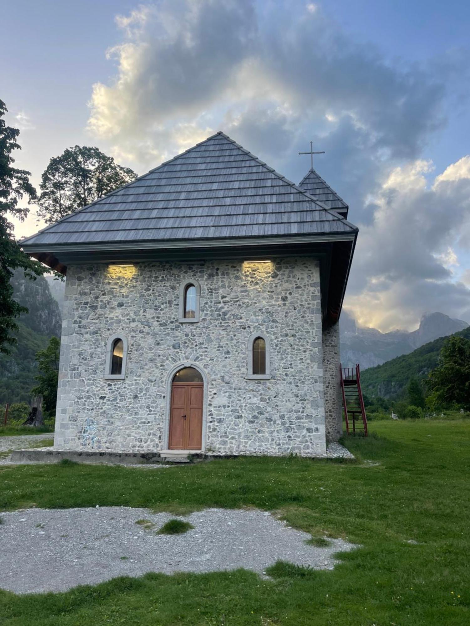 Thethi Mountain Villas Exterior foto