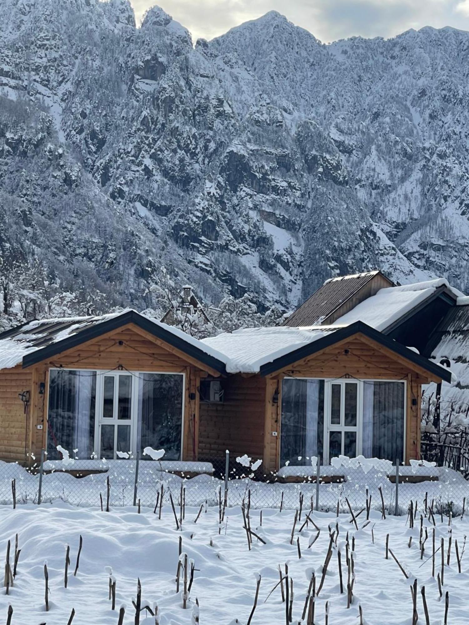 Thethi Mountain Villas Exterior foto